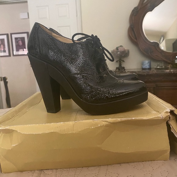 Michael Korf women’s shoes - Picture 1 of 5